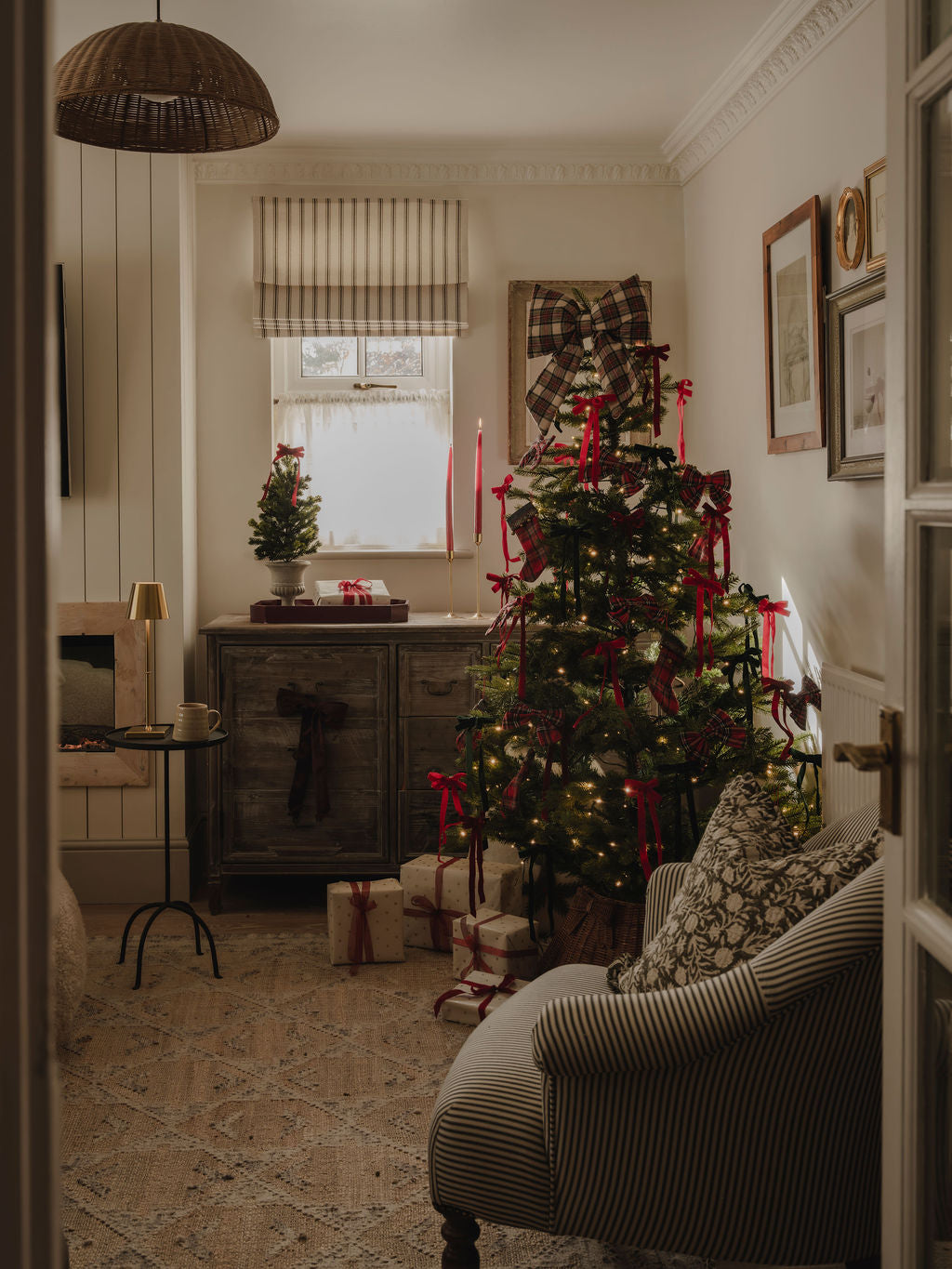 Plaid Christmas Bow Decoration | Red & Green Tartan Tree Bow