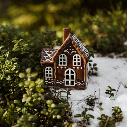 No. 2 Gingerbread Street Ceramic House
Gingerbread inspired ceramic Christmas house
Decorative ceramic gingerbread house for Christmas
No. 2 Gingerbread Street Christmas decoration
Ceramic Christmas house for festive village display
Gingerbread house Christmas ornament
Decorative Christmas house for mantelpiece
Ceramic festive house for traditional Christmas décor
Gingerbread Street ceramic Christmas village house
Christmas ceramic house decoration for festive styling
