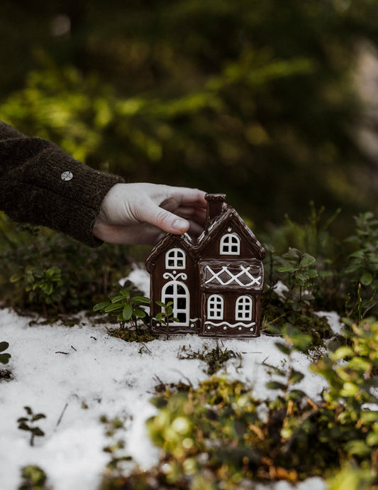 No. 3 Gingerbread Street - Ceramic House