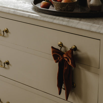 Velvet Caramel Bow