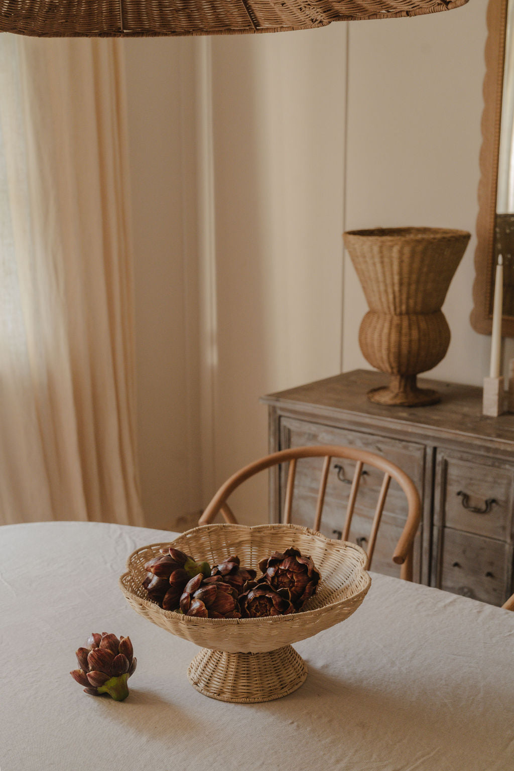 Wicker Scalloped Fruit Bowl