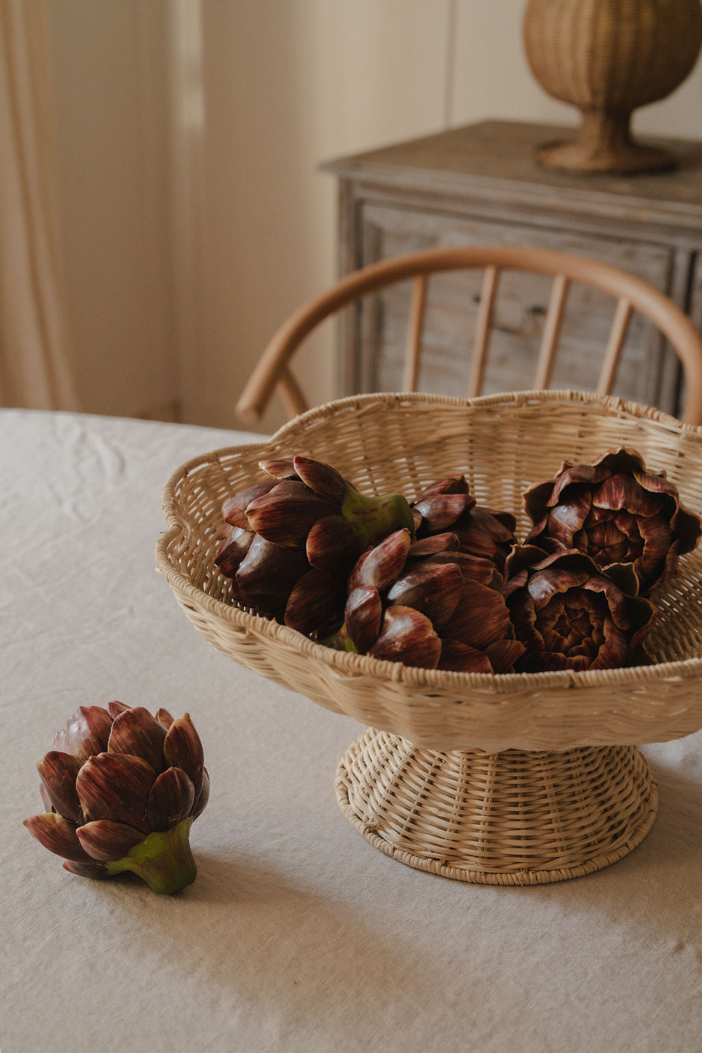 Wicker Scalloped Fruit Bowl