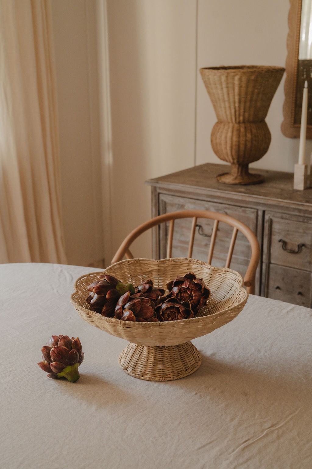 Wicker Scalloped Fruit Bowl